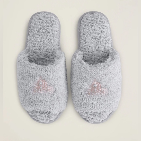 Barefoot Dreams CozyChic® Disney Princess Youth Slipper-Cinderella Set - Picture 5 of 6